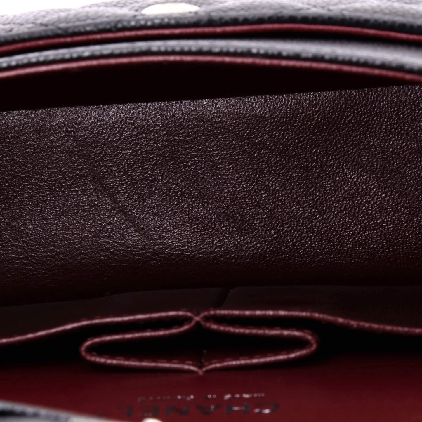 シャネル クラシック ダブルフラップバッグ キルティング キャビア ミディアム