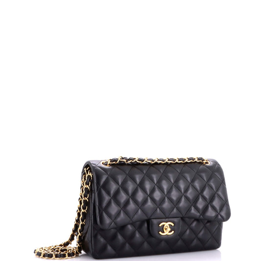 シャネル クラシック ダブルフラップバッグ キルティング ラムスキン ジャンボ