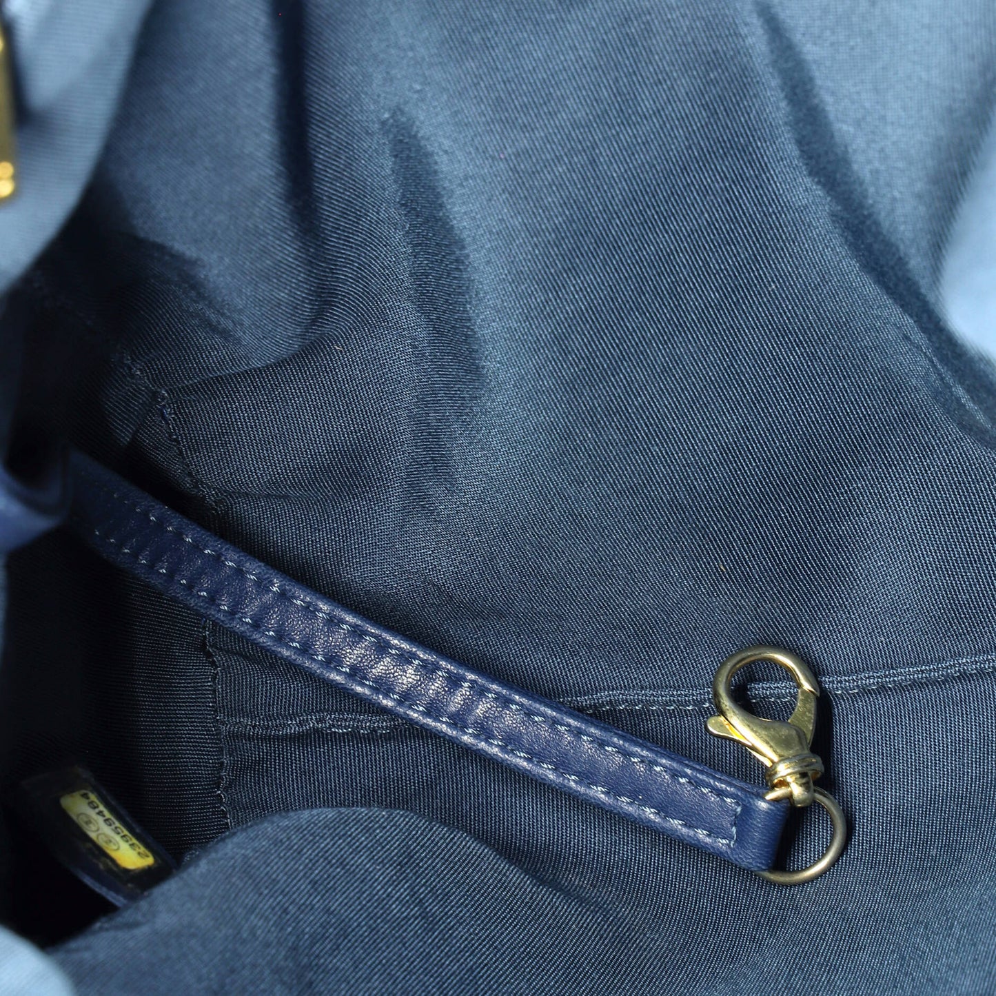 シャネル フラッフィー CC トート キルティング ラムスキン ミディアム