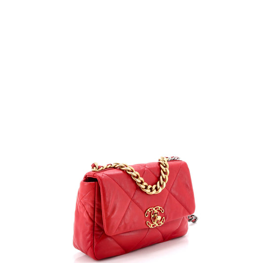 Chanel 19 flap bag in quilted leather, medium