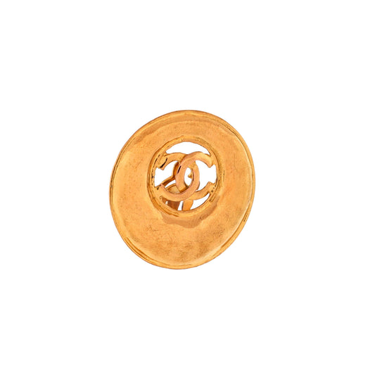 Chanel Vintage Cutout CC Clip-on Earrings in Metal
