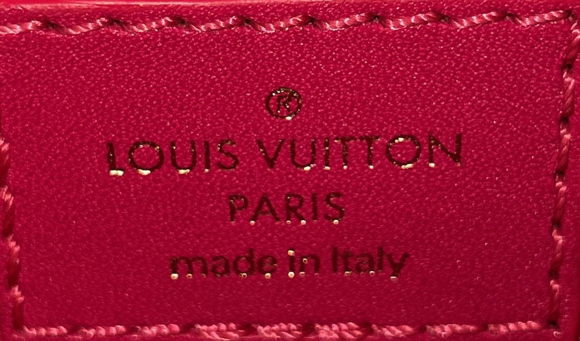 Louis Vuitton New Wave Chain Bag NM Quilted Leather MM