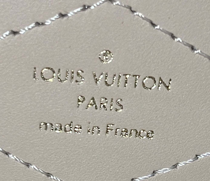 【定価以下】VUITTON M10079 ショルダーバッグ