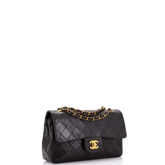 CHANELダブルフラップバッグ