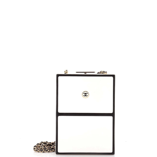 CHANEL No.5 香水瓶型 ショルダーバッグ