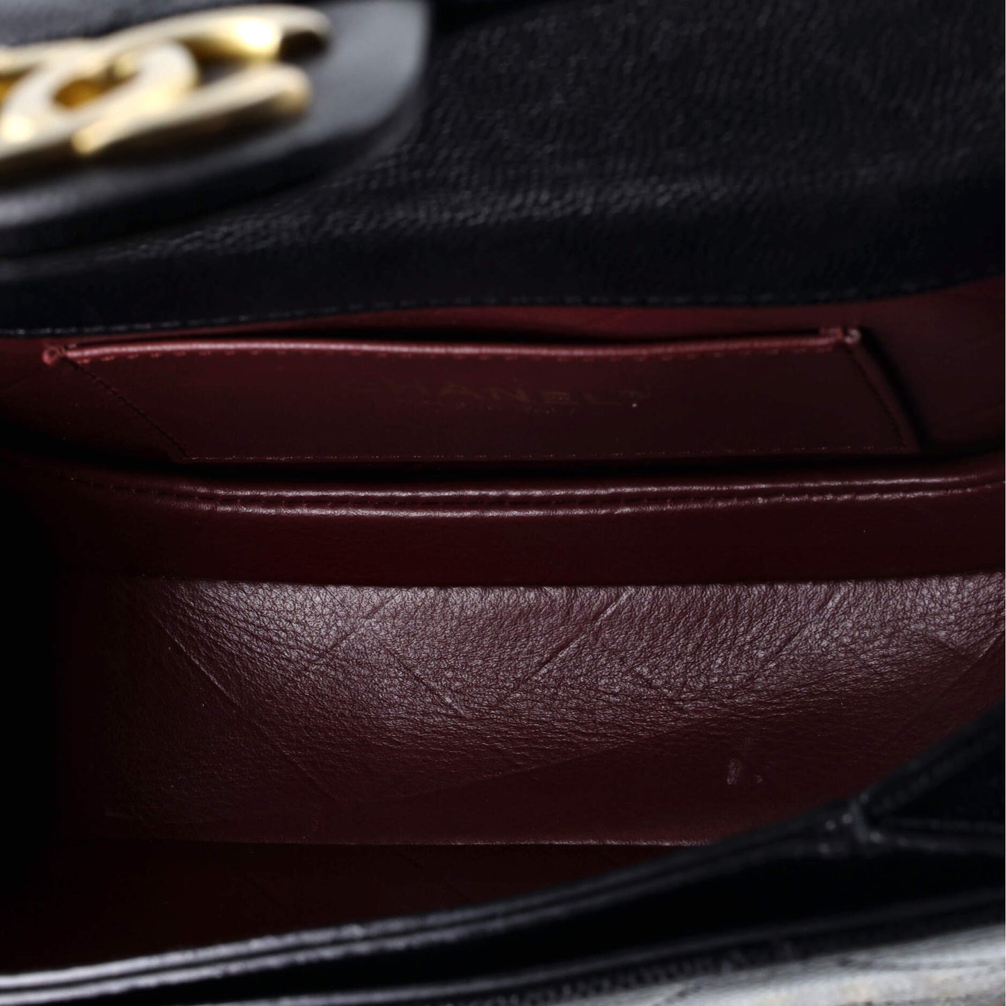 CHANELムーンフラップ キャビアスキン ミニ