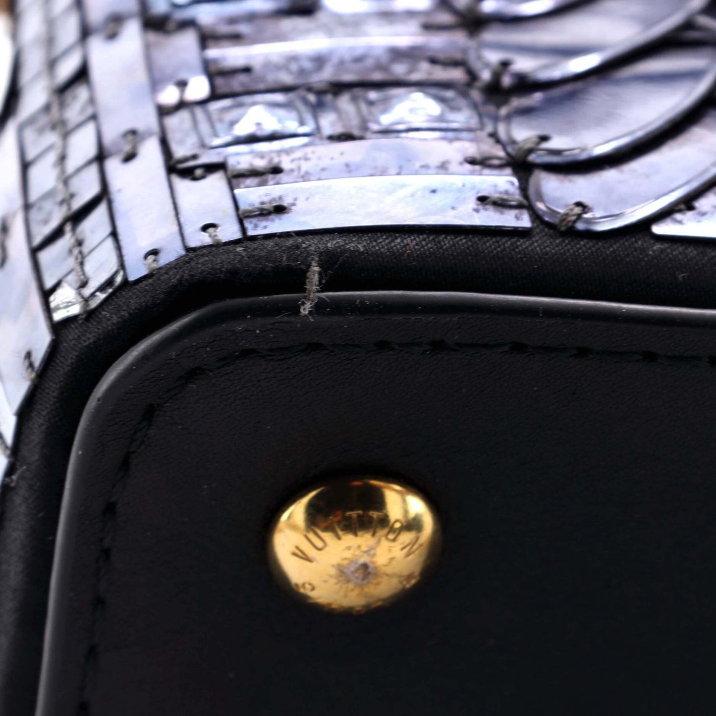 VUITTONカプシーヌ スパンコール装飾 サテン ミニ