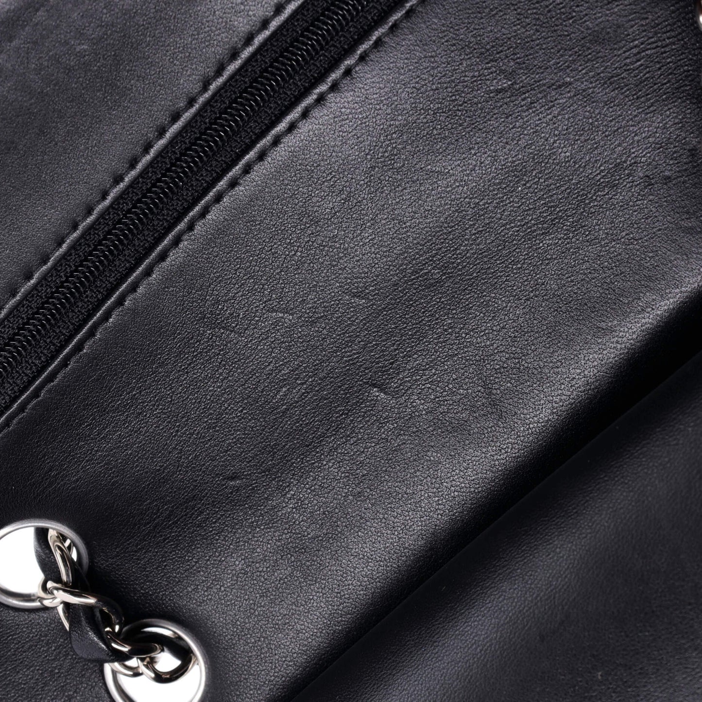 CHANEL スモール ラムスキン ショルダー