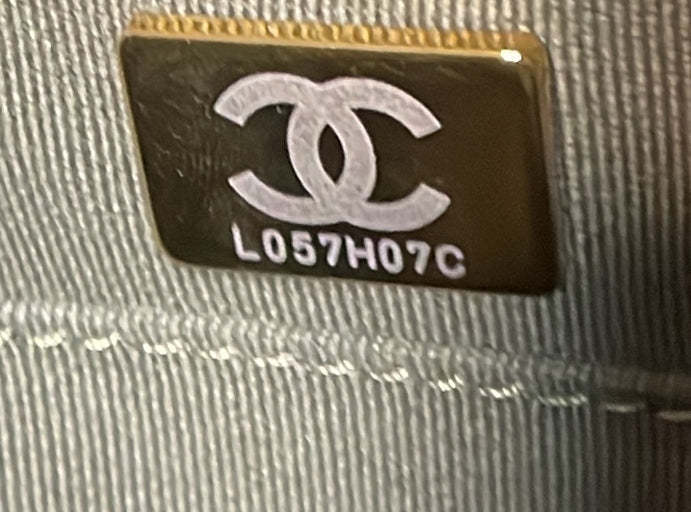 CHANELドーヴィル カーフスキン スモール