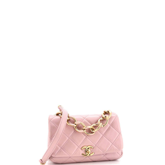 CHANELカラーマッチ ラムスキン スモール