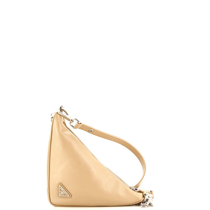 プラダ トライアングルロゴ ジップチェーン クロスボディバッグ エンボスレザー スモール