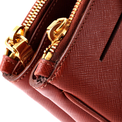 プラダ ダブルジップ リュクス トートバッグ サフィアーノレザー ラージ