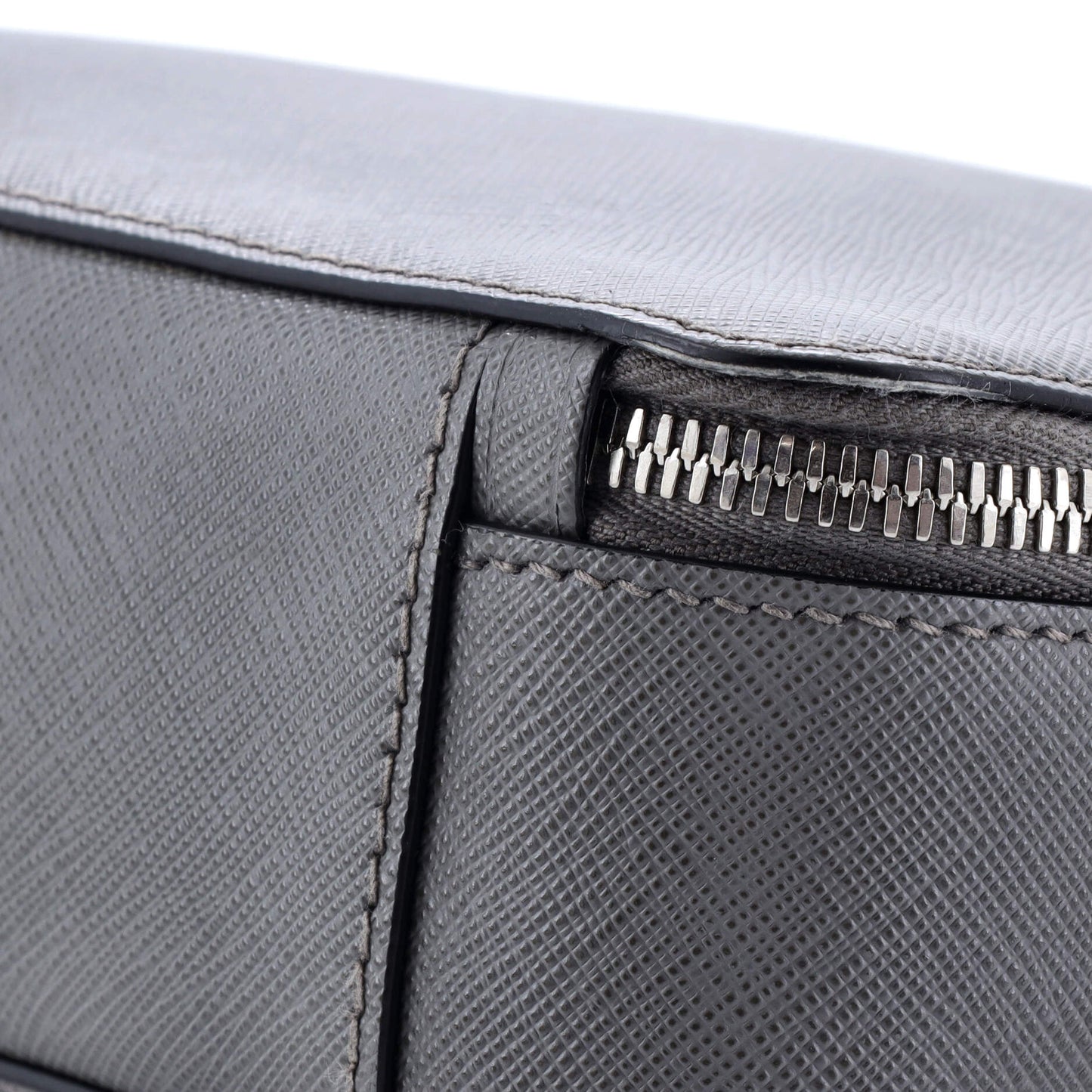 プラダ ブリック クロスボディバッグ サフィアーノレザー スモール