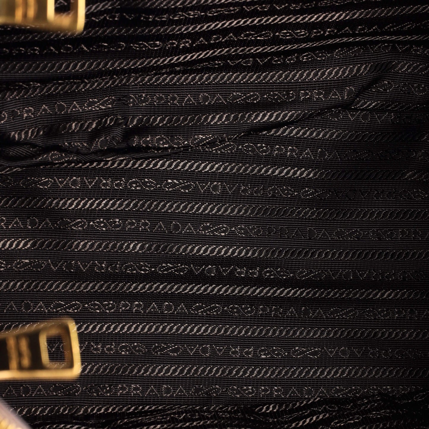 プラダ ダブルジップ リュクス トートバッグ サフィアーノレザー ラージ