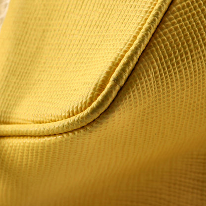 プラダ トライアングルロゴ ジップ クロスボディバッグ サフィアーノレザー スモール