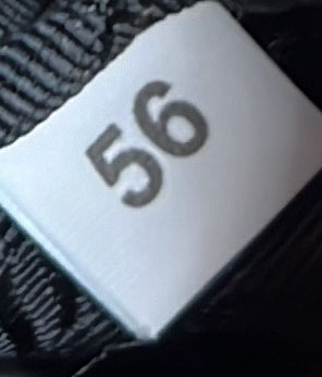 プラダ トライアングルロゴ ジップ クロスボディバッグ サフィアーノレザー スモール