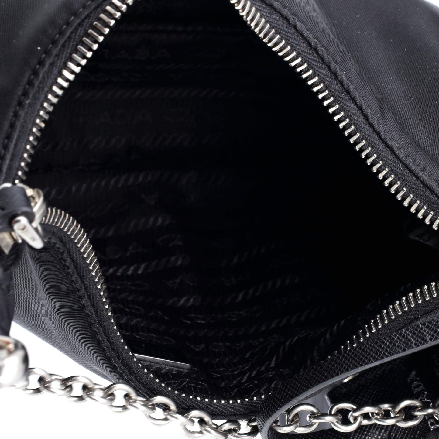 Prada Re-Edition 2005 Shoulder Bag Tessuto Small