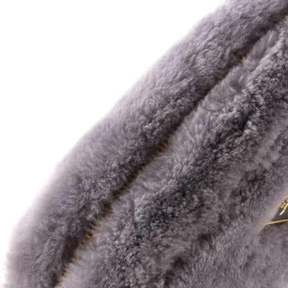 プラダ フロウ カメラ クロスボディバッグ シアリング スモール