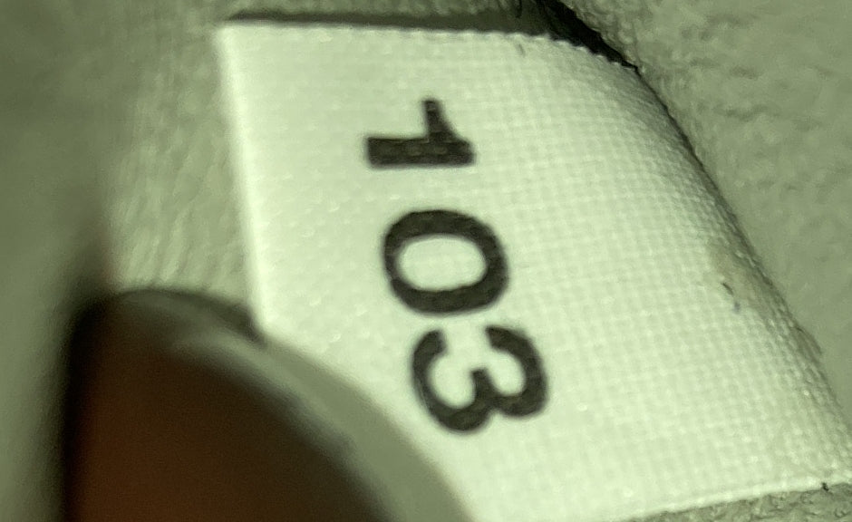 プラダ フロウ カメラ クロスボディバッグ シアリング スモール