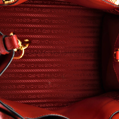 プラダ モノクローム トートバッグ サフィアーノ シティカーフ スモール