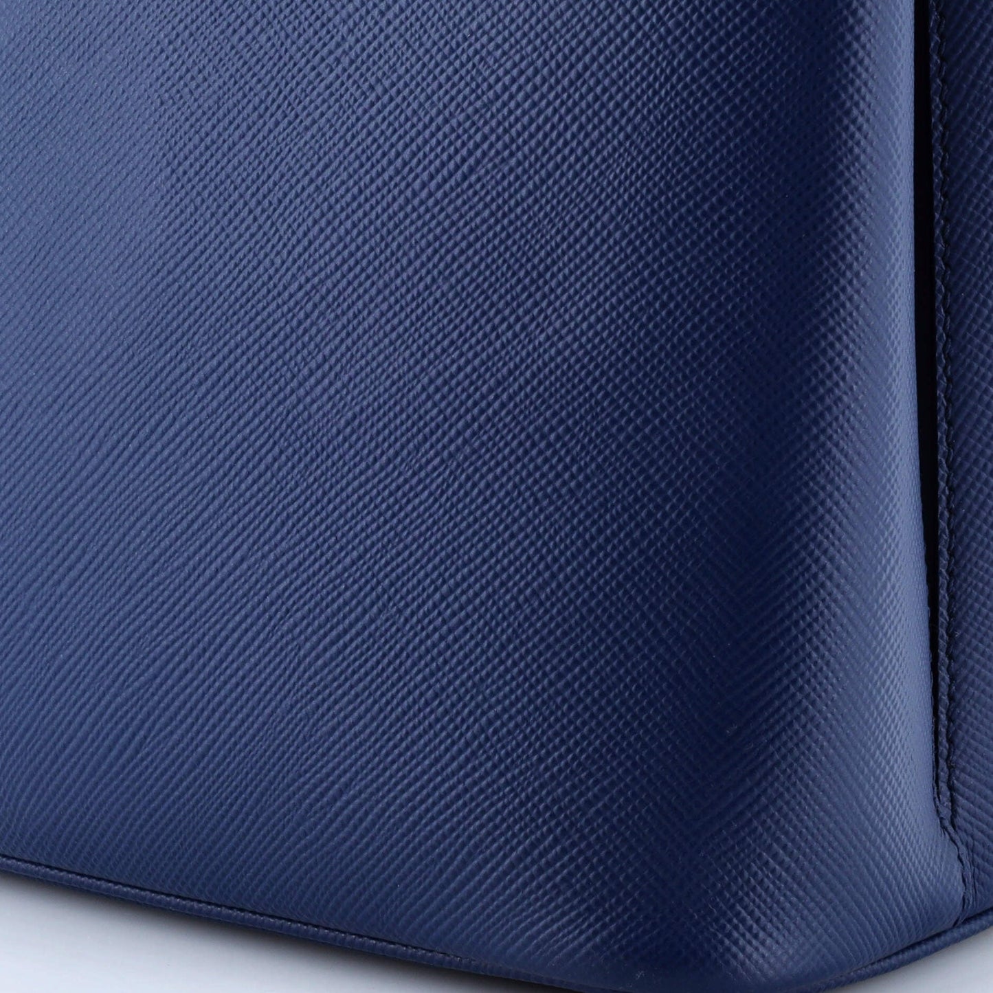 プラダ パニエ バケットバッグ サフィアーノレザー ラージ