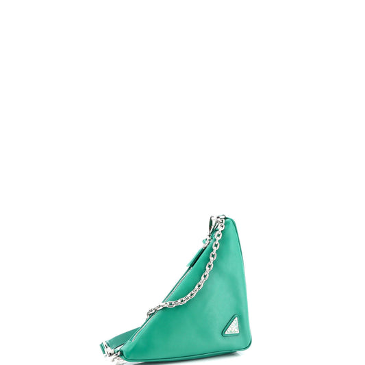 プラダ トライアングルロゴ ジップ クロスボディバッグ エンボス加工 グレース リュクス スモール