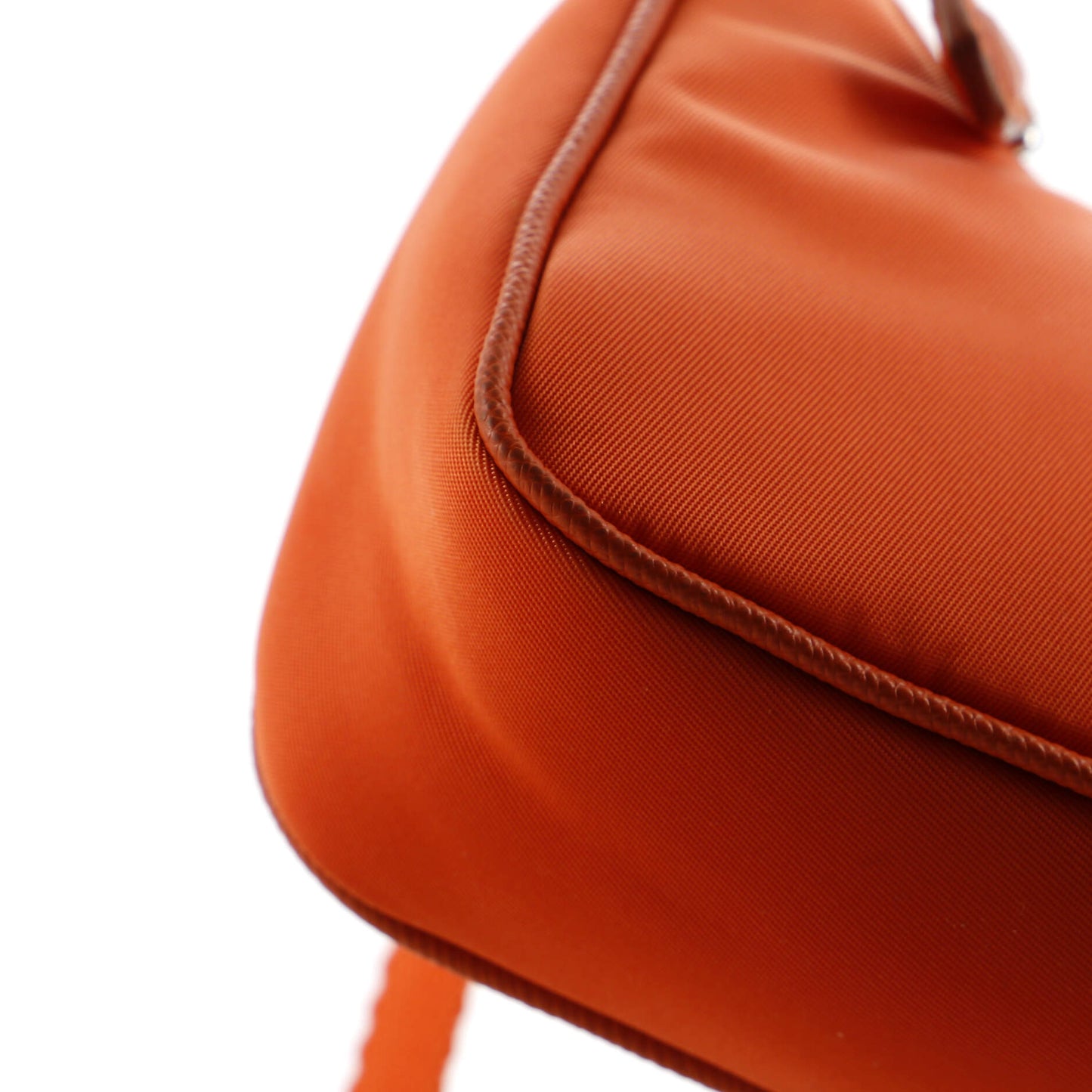 プラダ リ・エディション ショルダーバッグ テッスート ミニ