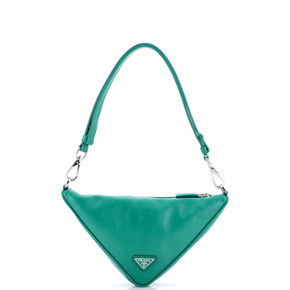 プラダ トライアングルロゴ ジップチェーン クロスボディバッグ エンボスレザー スモール