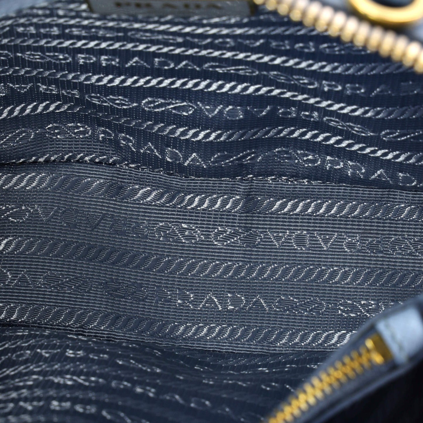 プラダ プロムナードバッグ サフィアーノレザー スモール