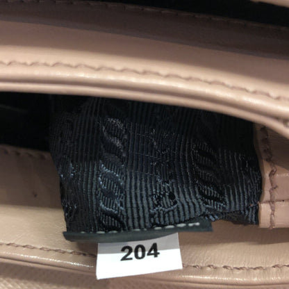 プラダ チェーンフラップ クロスボディバッグ サフィアーノ＆ソフトカーフ スモール