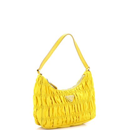 プラダ ホーボー テッソウ ゴーフル with サフィアーノ ミニ