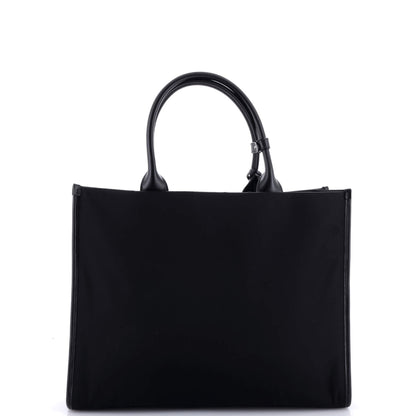 プラダ パッド入りオープンショッパートート テッスート＆レザー ミディアム