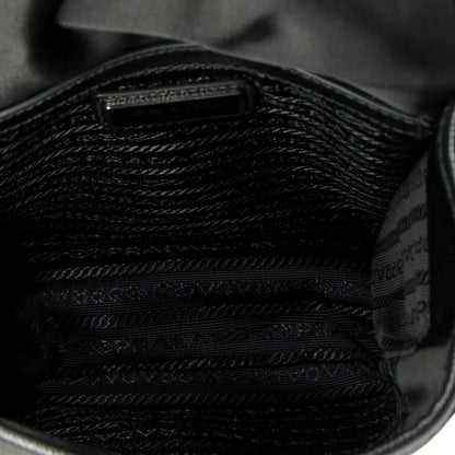 プラダ ロゴ フラップ メッセンジャー テッソ ミニ