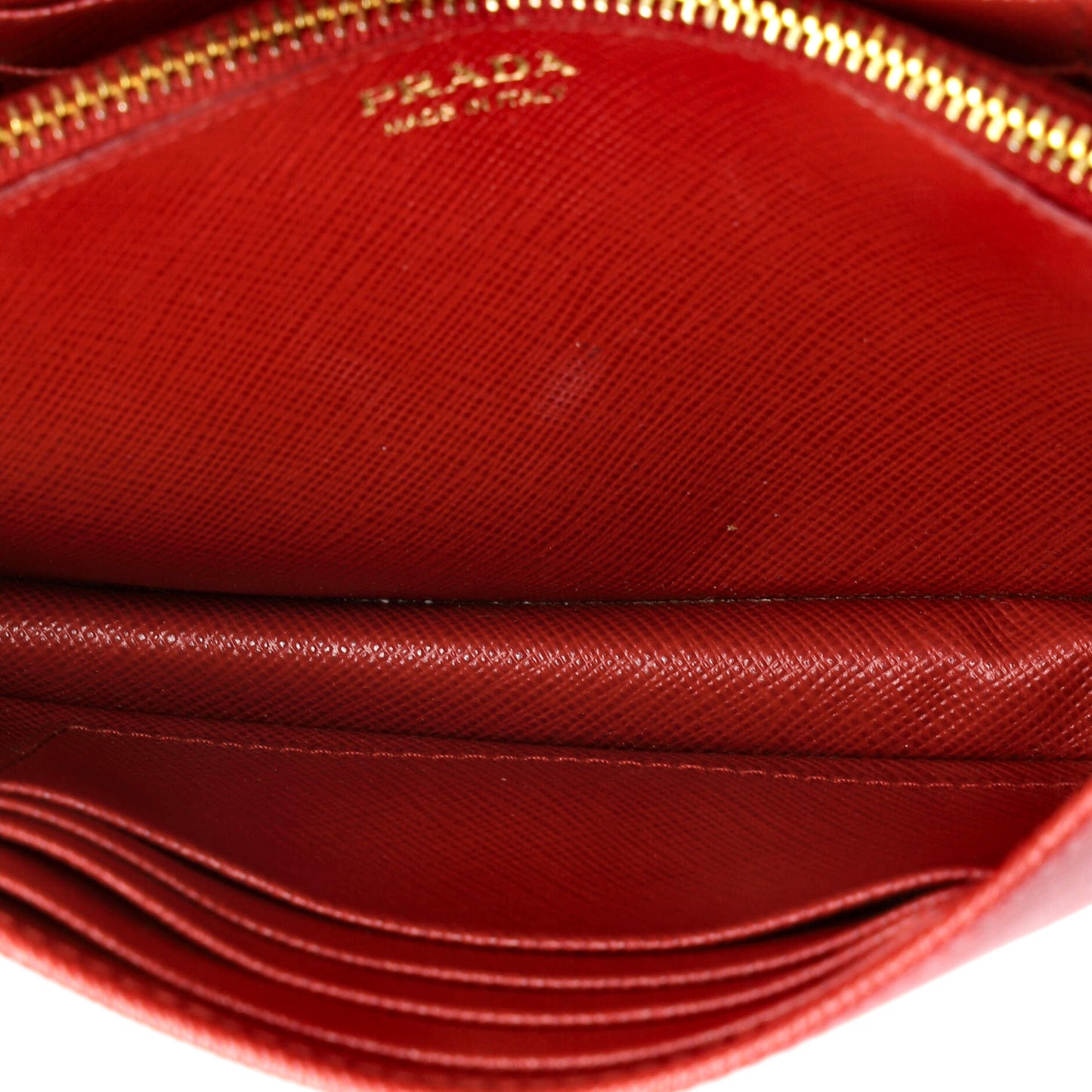 プラダ チェーンウォレット クロスボディ サフィアーノレザー