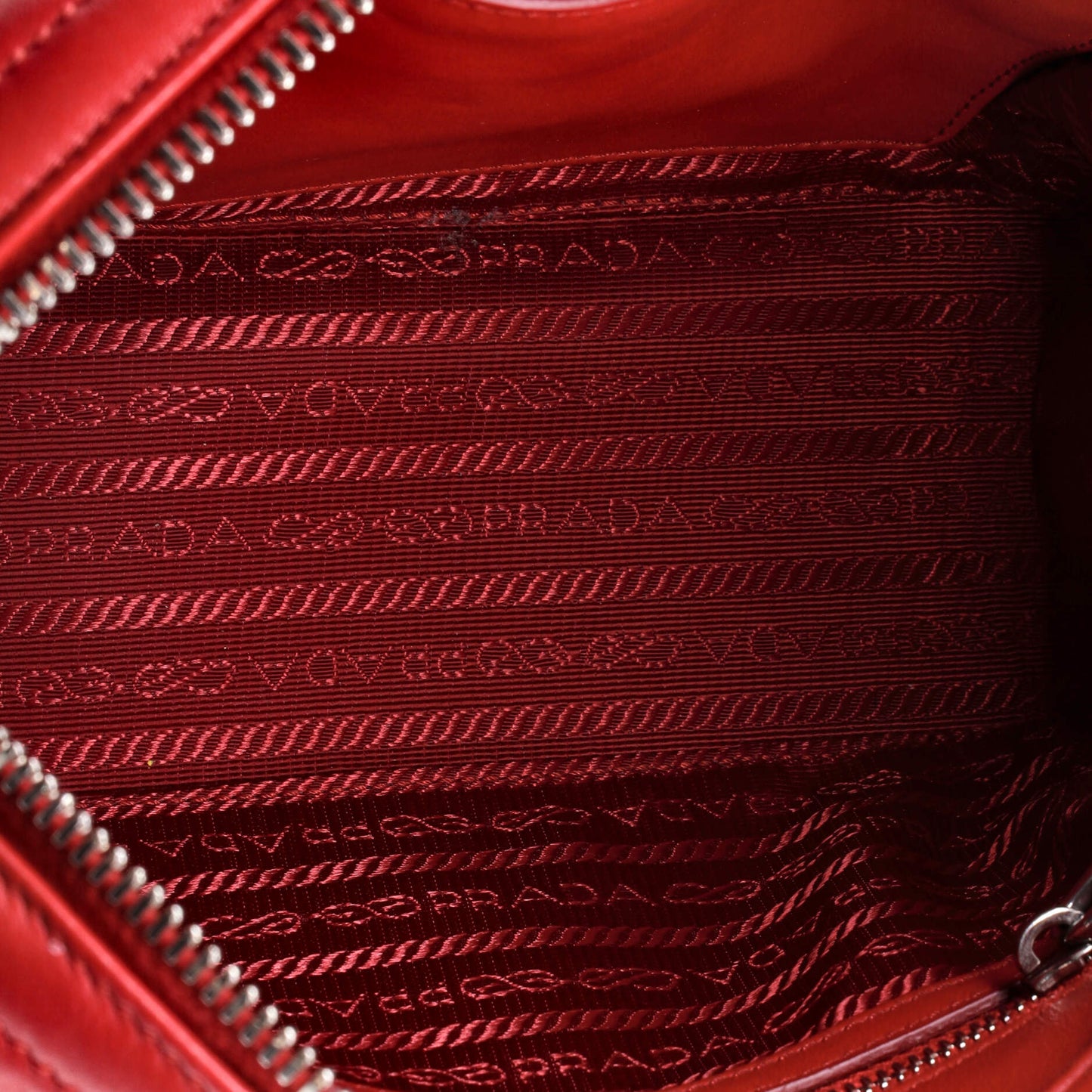 プラダ カメラバッグ ダイアグラム キルティングレザー スモール