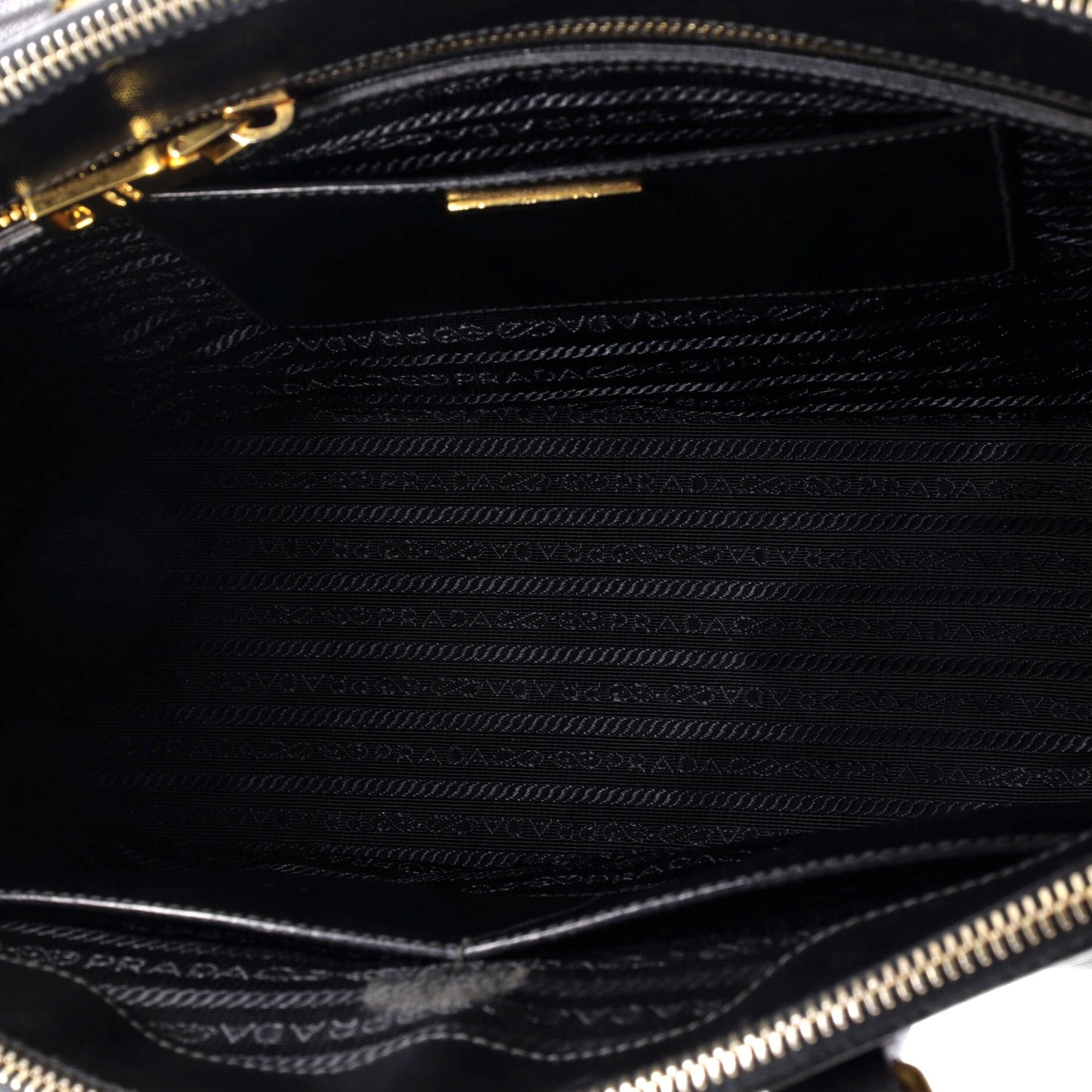 プラダ ダブルジップ リュクス トートバッグ サフィアーノレザー ラージ