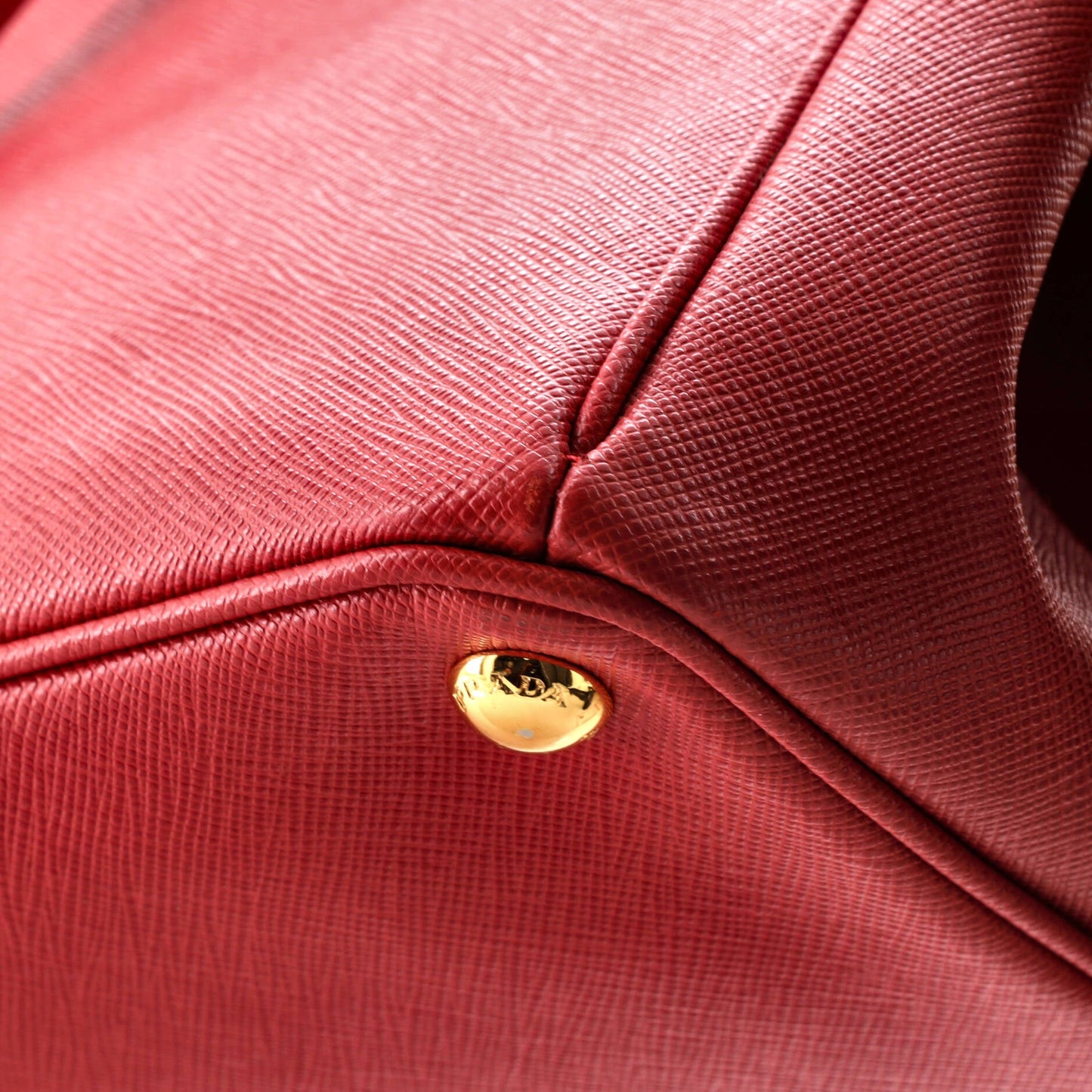 プラダ ラックス オープン トート サフィアーノ レザー L