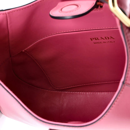 プラダ クレオ ショルダーバッグ ボックスカーフ ミディアム