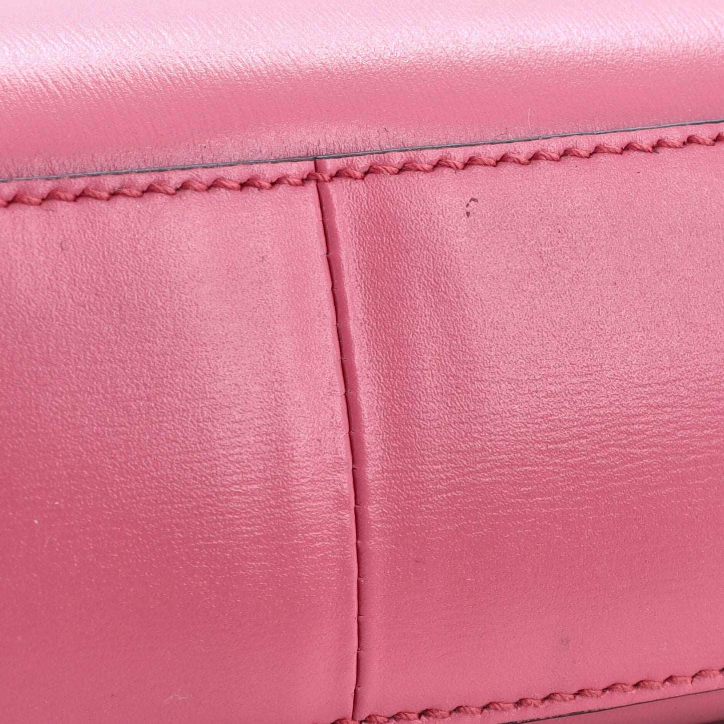 プラダ クレオ ショルダーバッグ ボックスカーフ ミディアム