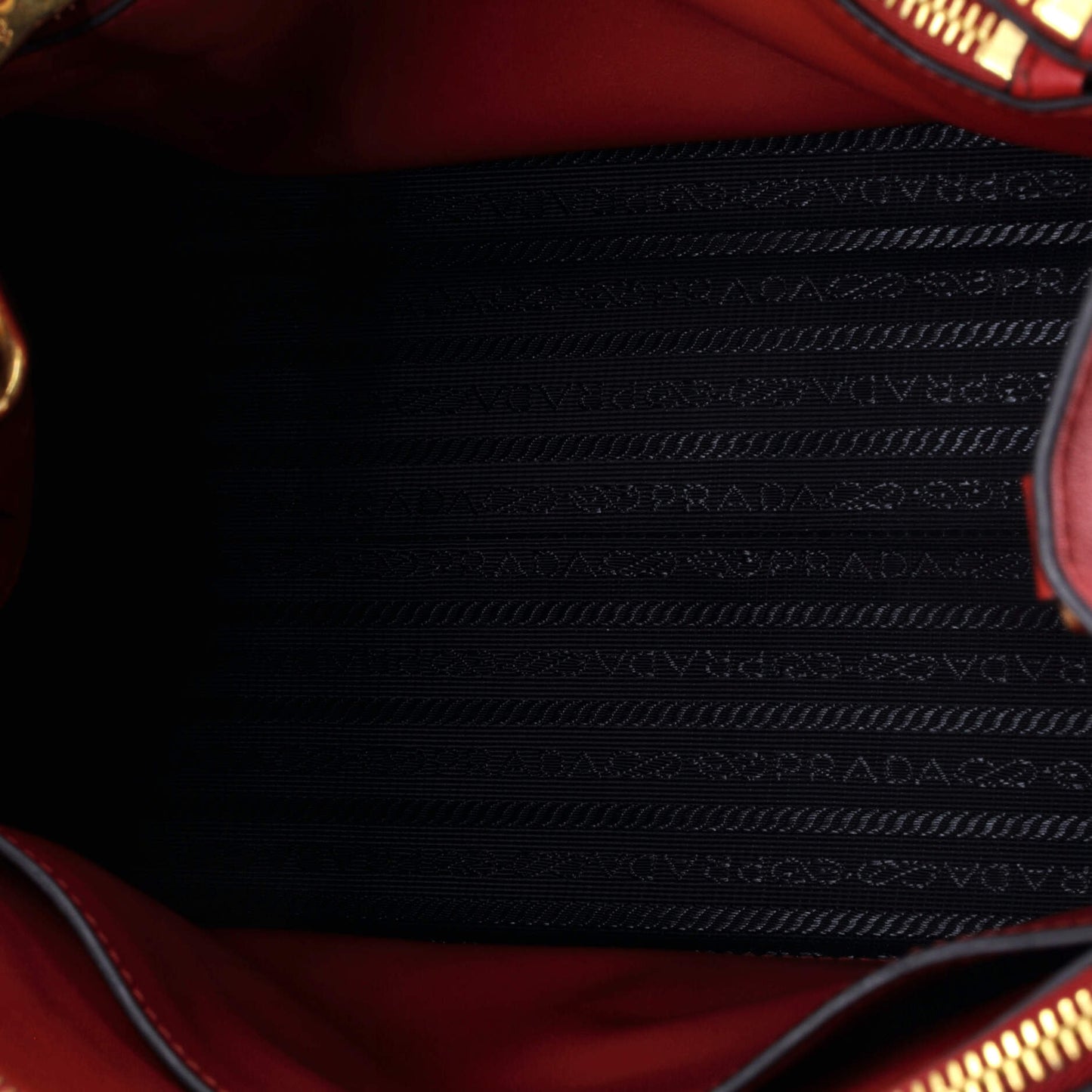 プラダ パラダイム トートバッグ サフィアーノ シティカーフ スモール