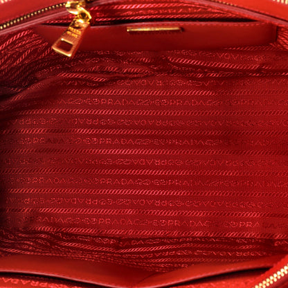 プラダ ダブルジップ リュクス トートバッグ サフィアーノレザー ラージ