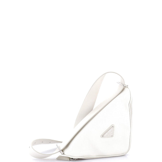 プラダ トライアングルロゴ ジップアラウンド ショルダーバッグ サフィアーノレザー