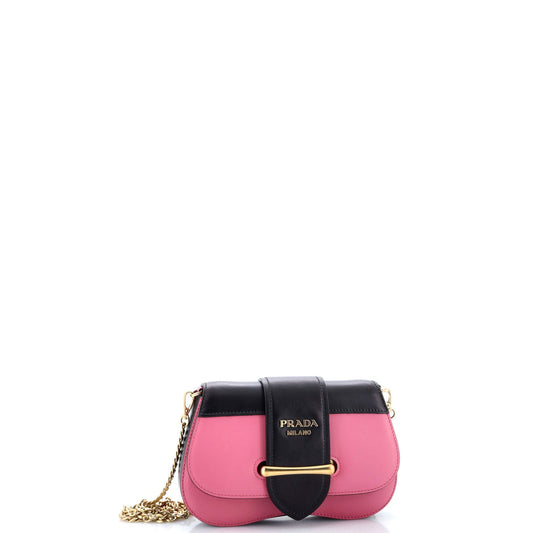 プラダ シドニー ベルトバッグ シティカーフ