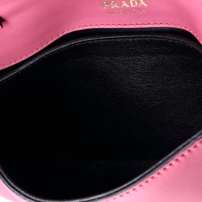 プラダ シドニー ベルトバッグ シティカーフ