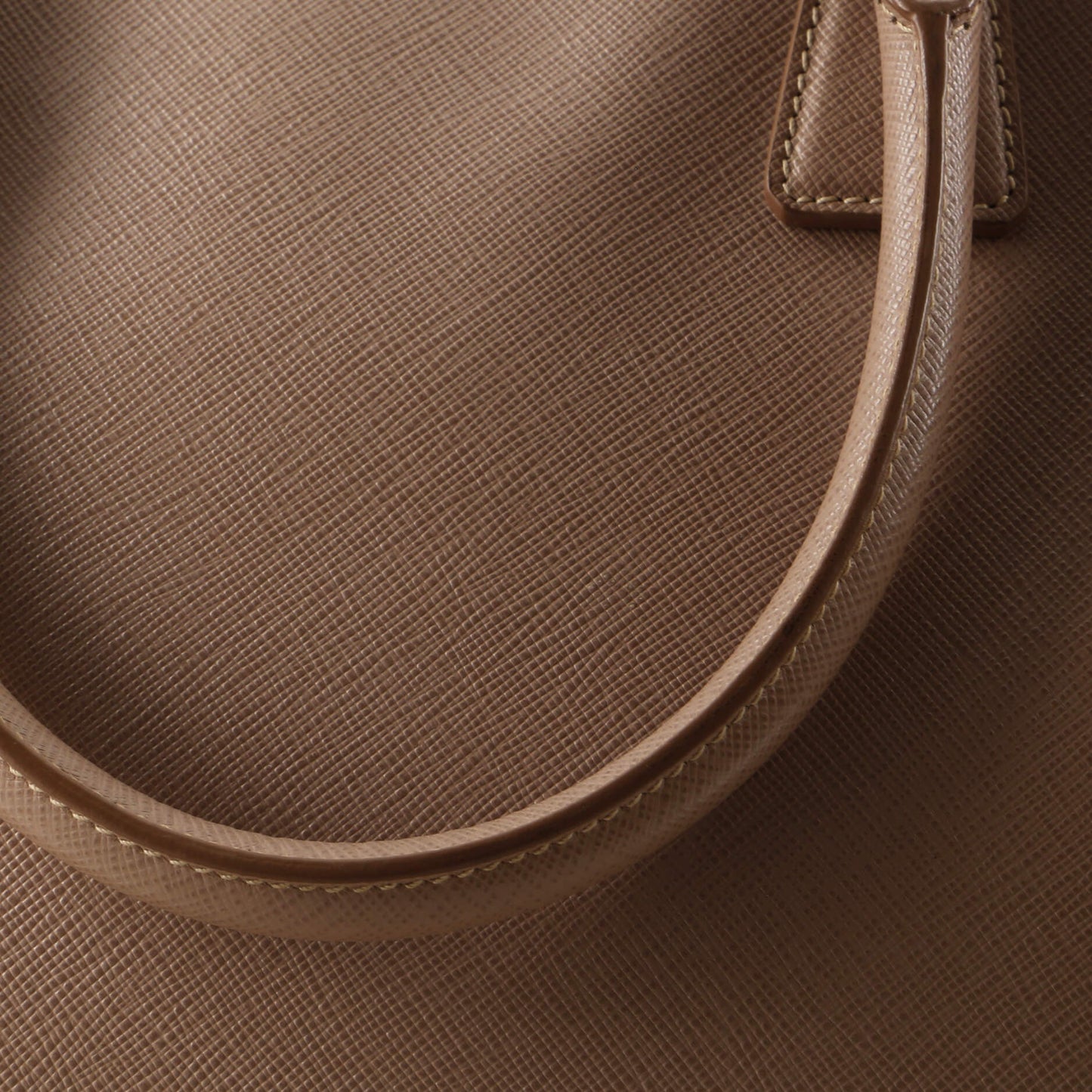 プラダ ダブルジップ リュクス トートバッグ サフィアーノレザー ミディアム