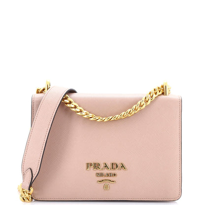プラダ チェーンフラップバッグ サフィアーノレザー スモール
