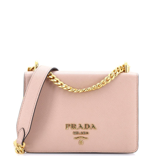 プラダ チェーンフラップバッグ サフィアーノレザー スモール