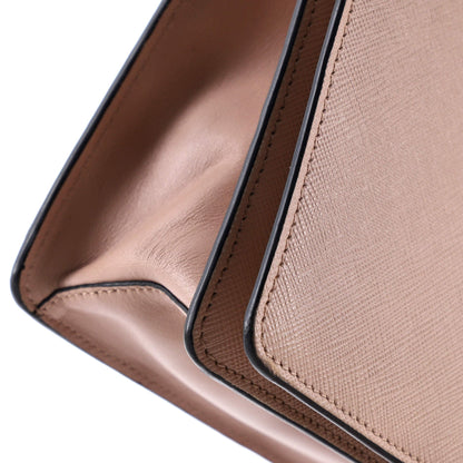 プラダ チェーンフラップバッグ サフィアーノレザー スモール