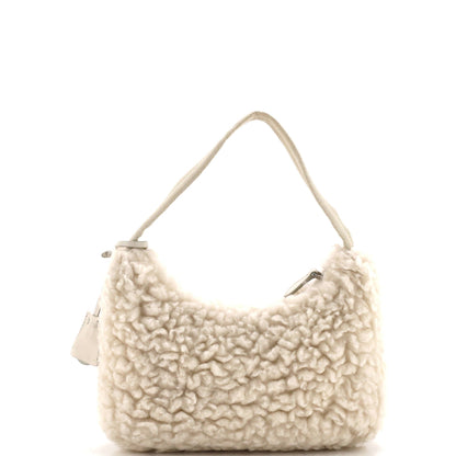 プラダ リ・エディション 2000 ホーボー シアリング ミニ