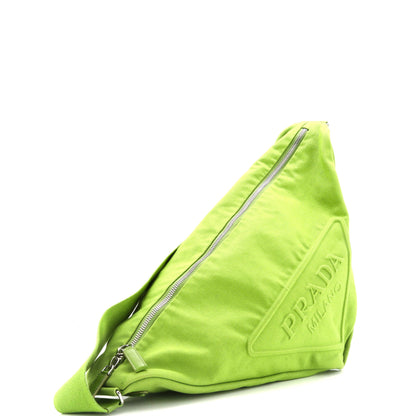 プラダ トライアングルロゴ ジップ クロスボディバッグ エンボス加工 キャンバス ラージ